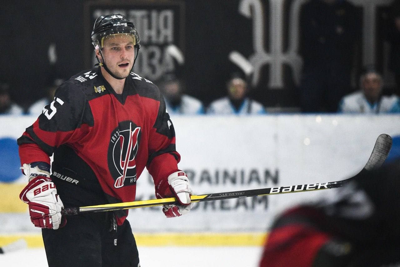 Тренер Антон Росляков - фото 1