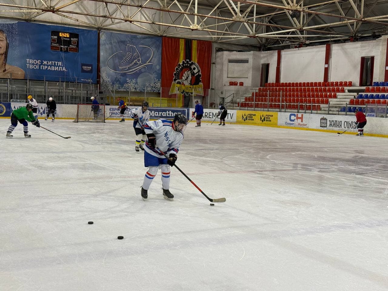 професійний тренер хокею Антон Росляков чемпіон України